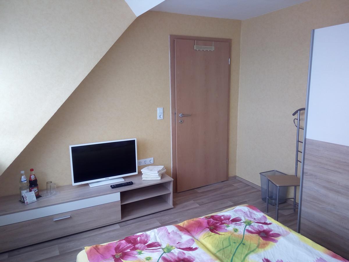 Pension Zum Ringelberg Ерфурт Екстериор снимка